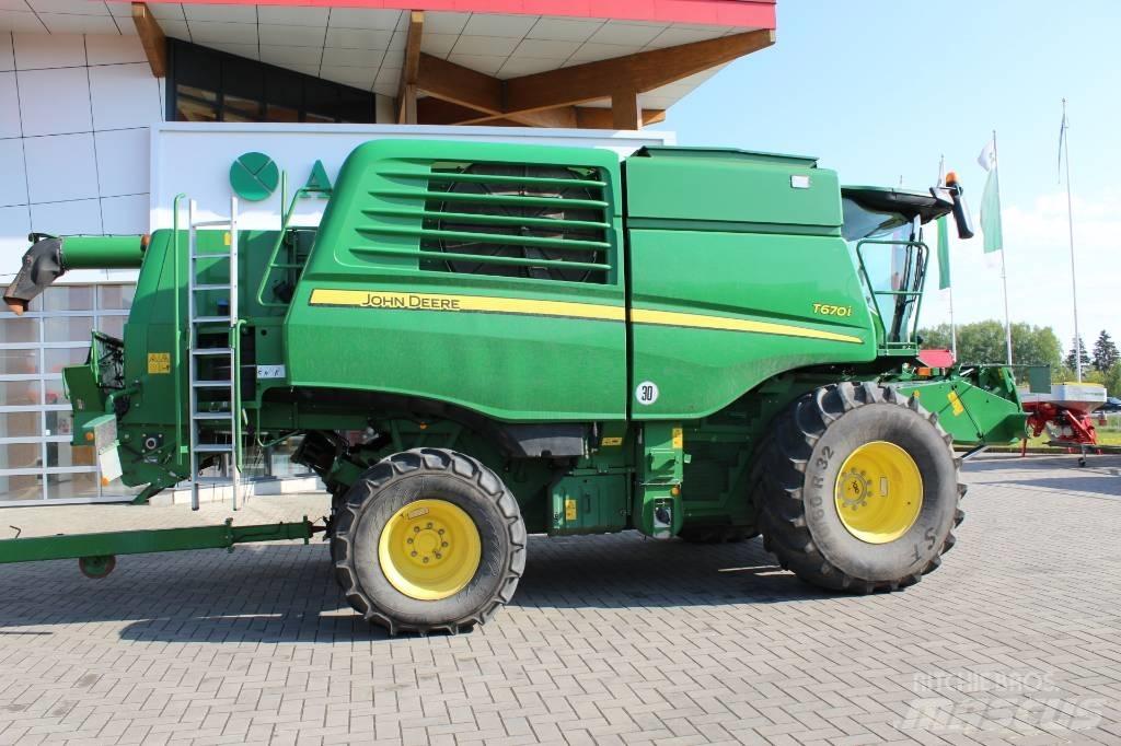 John Deere T 670 i 联合收割机