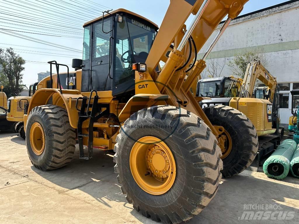 CAT 966 轮式装载机