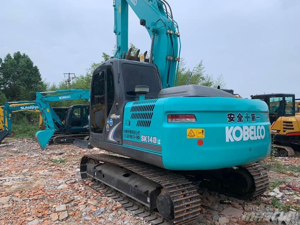 Kobelco SK 140 中型挖掘机