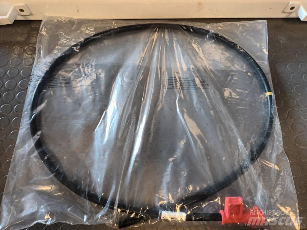 Volvo PIPE 21872077 运输工具-其他