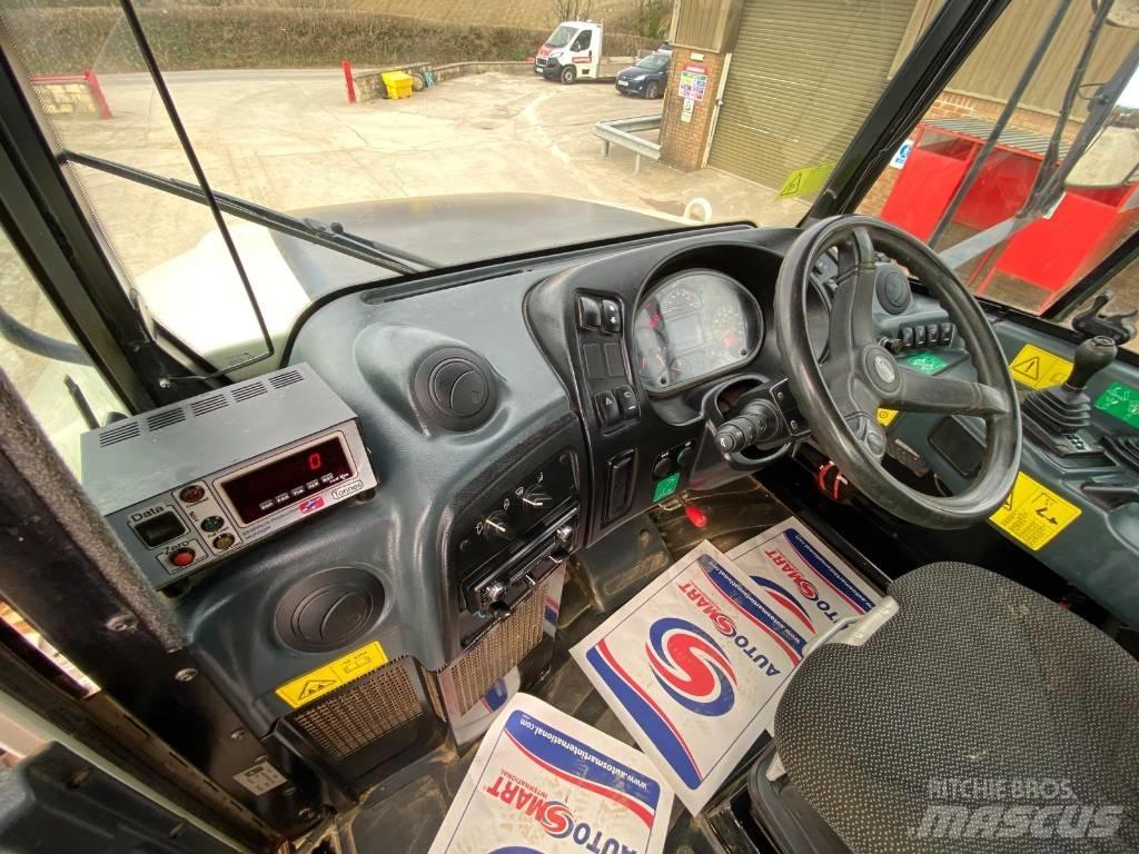 Terex TA 300 铰接式自卸车