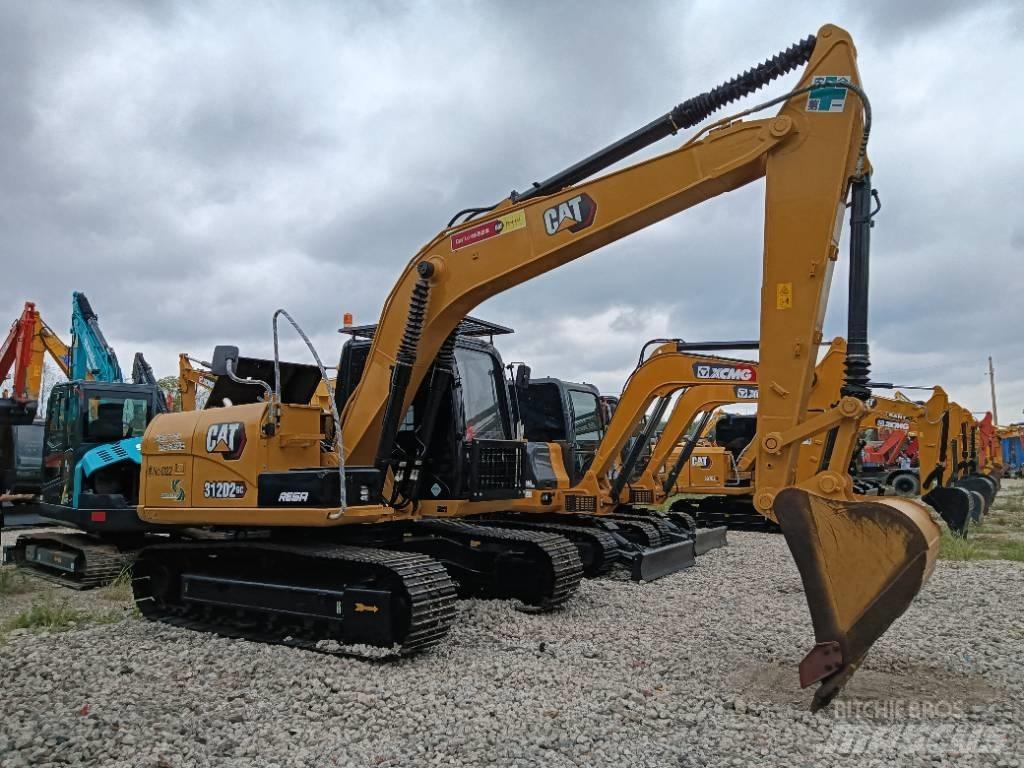 CAT 312D2GC 中型挖掘机