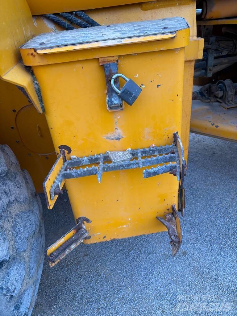 JCB 436 轮式装载机
