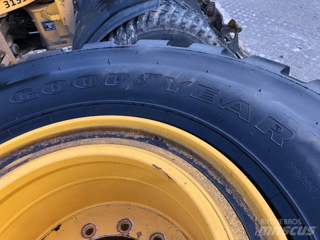 Goodyear 750/65R25 轮胎、车轮和轮圈