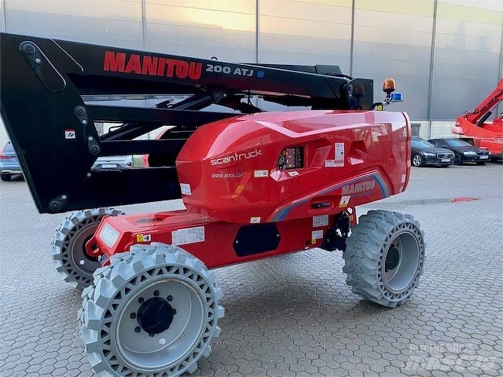 Manitou 200ATJE 曲臂高空工作平台