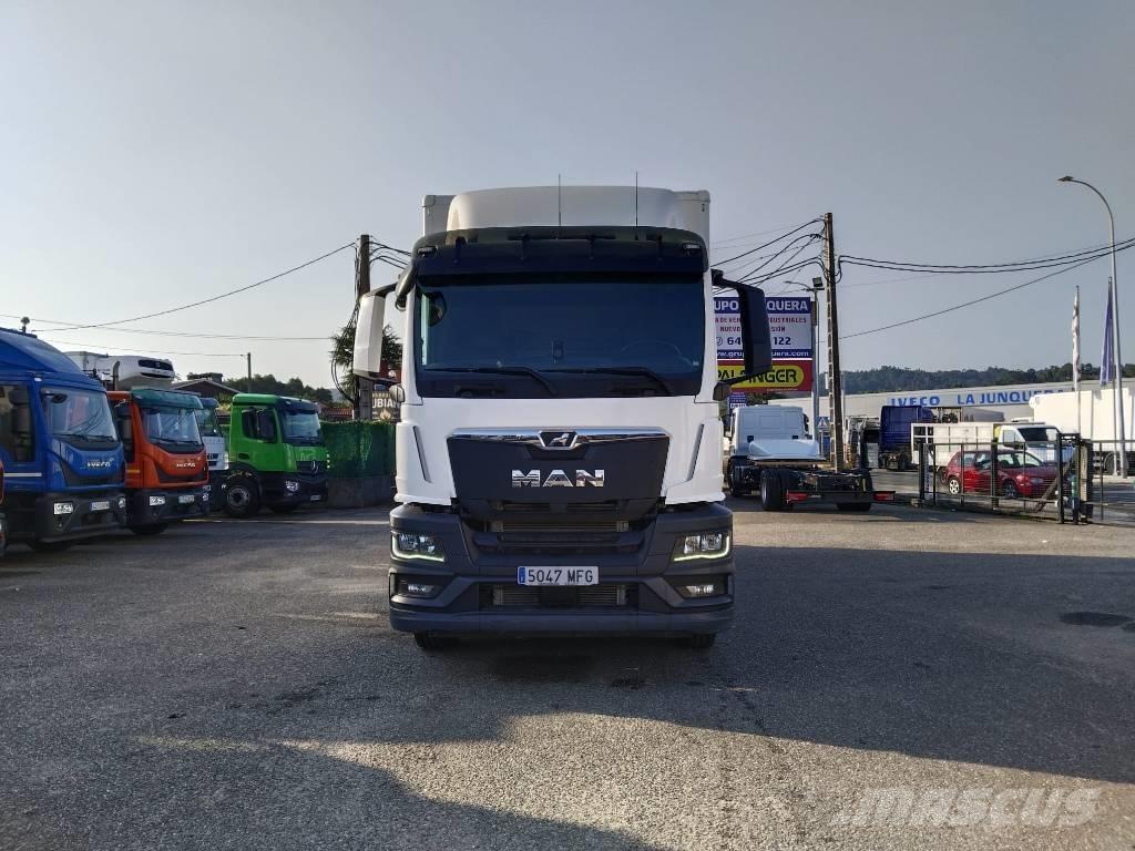 MAN TGS 26.360 厢式货车