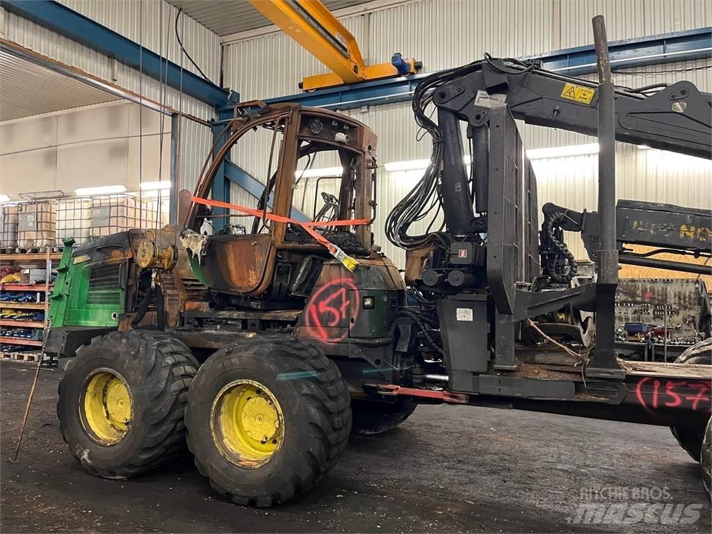John Deere 1210E 集运机