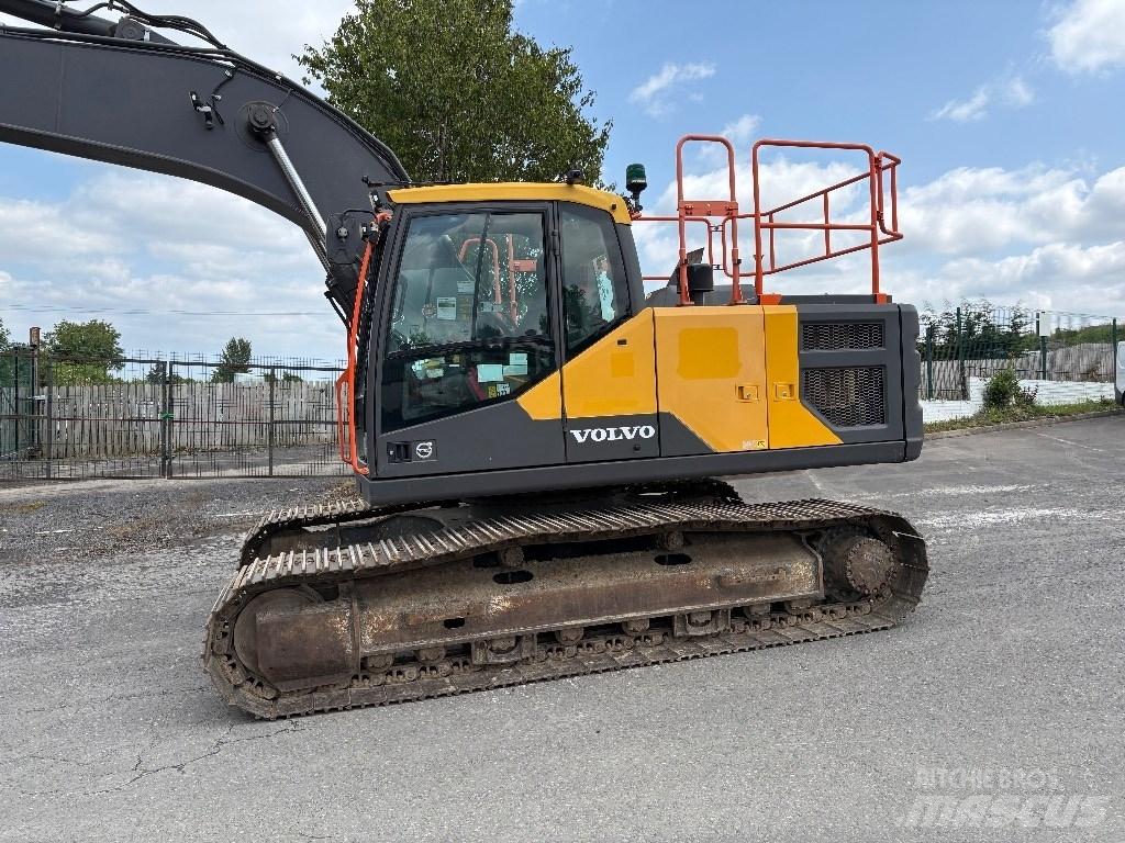 Volvo EC 200 履带挖掘机