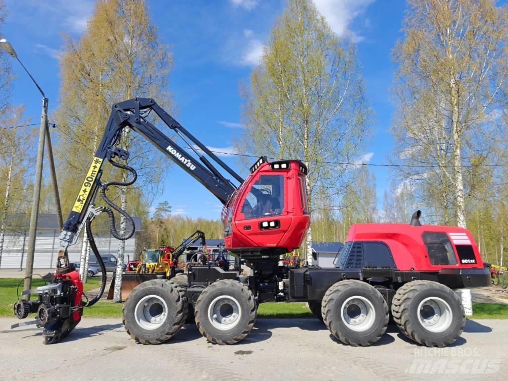 Komatsu 901 XC 收割机
