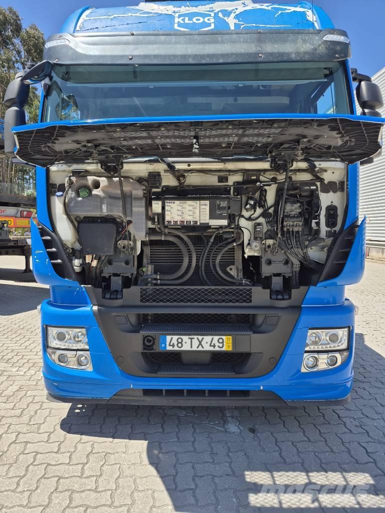 Iveco Stralis 460 牵引车