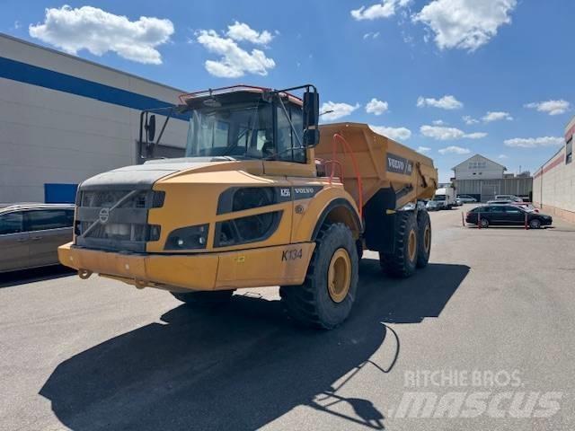Volvo A25G 铰接式自卸车