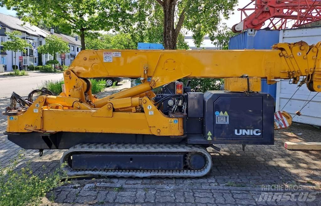 Unic B-506-5.2 履带起重机