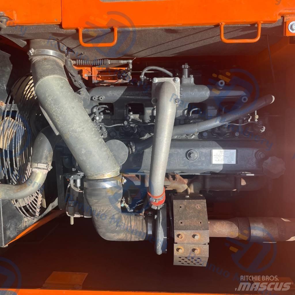 Doosan DH150W-7 轮式挖掘机