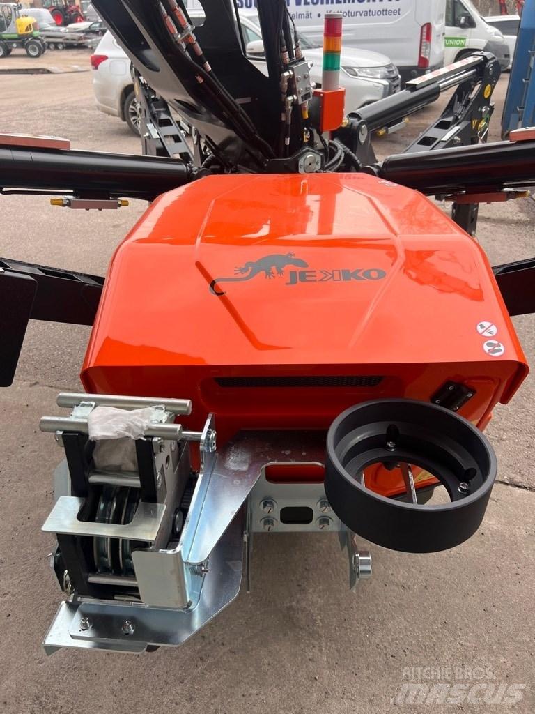 Jekko SPX 328 轻小型起重机