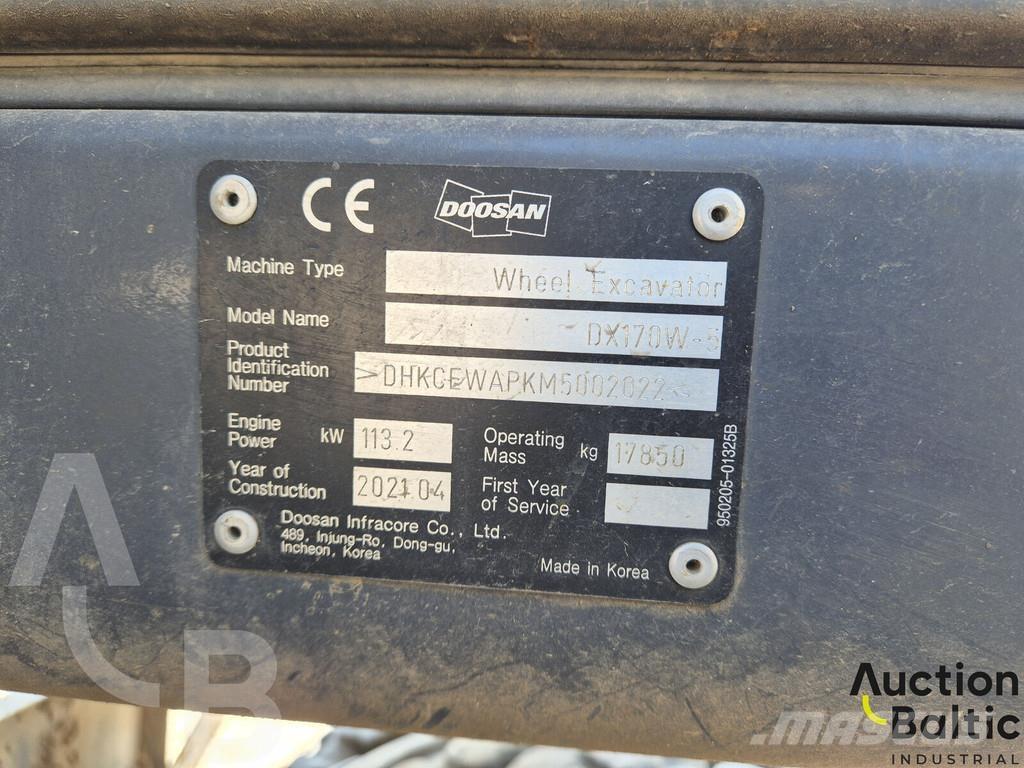 Doosan DX 170 W-5 轮式挖掘机