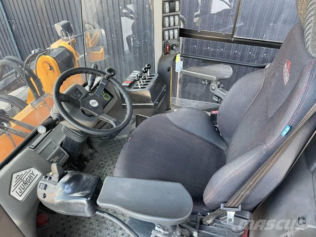Ljungby L 9 轮式装载机
