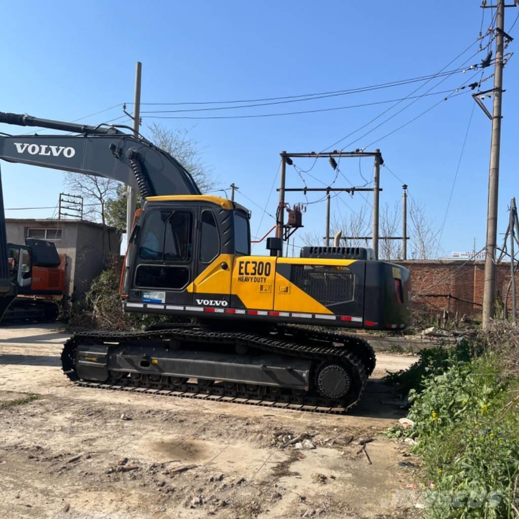 Volvo EC 300 履带挖掘机