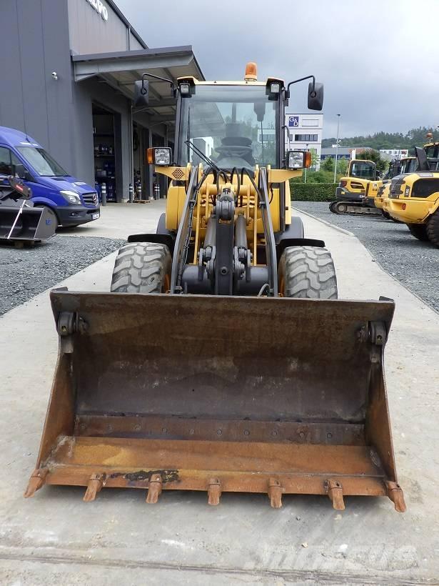 Volvo L 25 F 轮式装载机