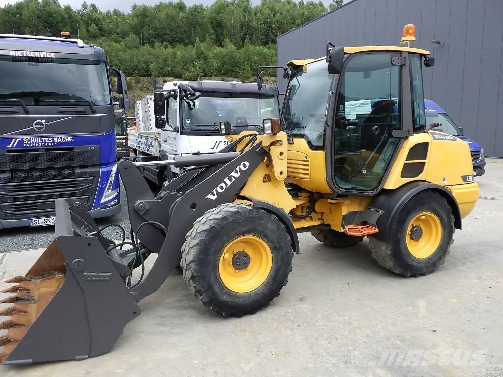 Volvo L 25 F 轮式装载机