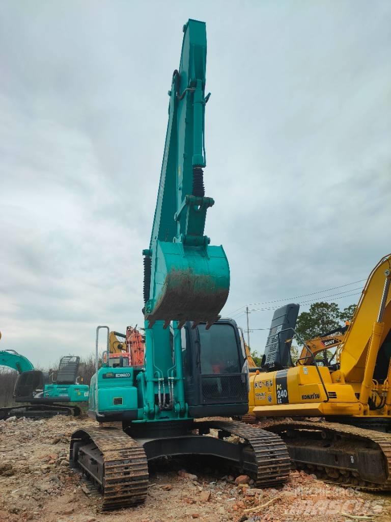 Kobelco SK 210 D 履带挖掘机