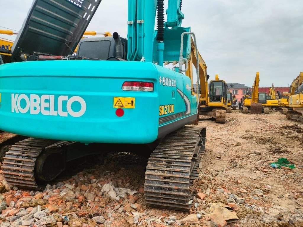 Kobelco SK 210 D 履带挖掘机