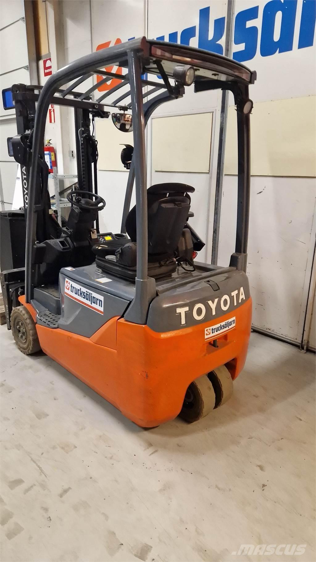 Toyota 8FBE16T 电动叉车