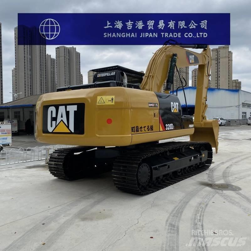 CAT 320 D 履带挖掘机