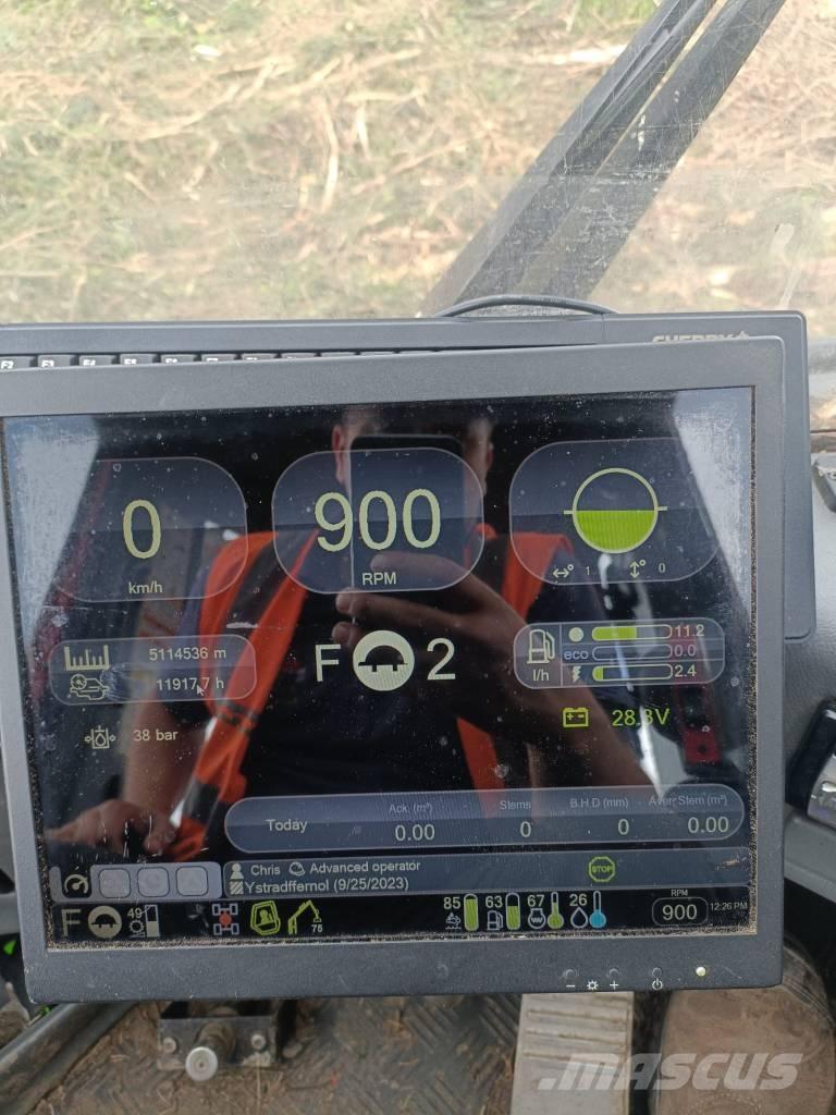 Komatsu 901 TX.1 收割机