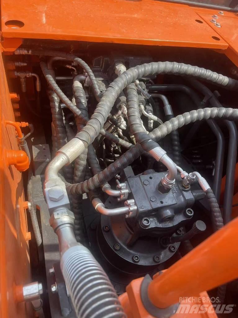 Doosan DX 225LC-9C 履带挖掘机