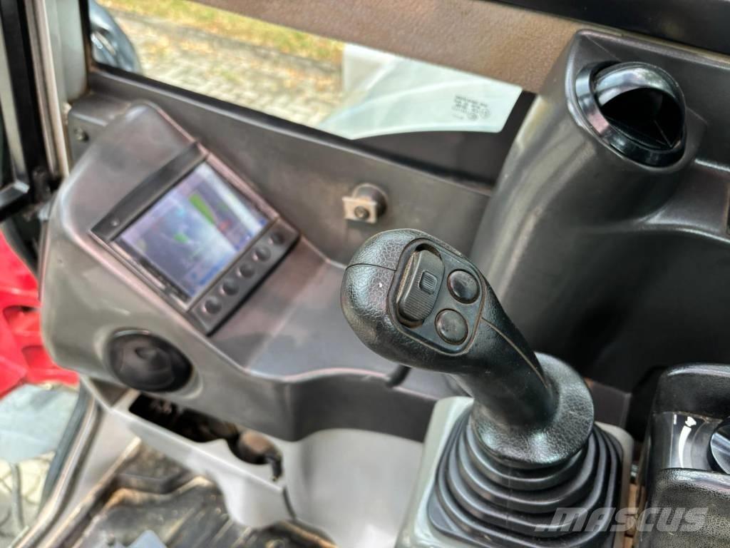 Takeuchi TB 290 中型挖掘机