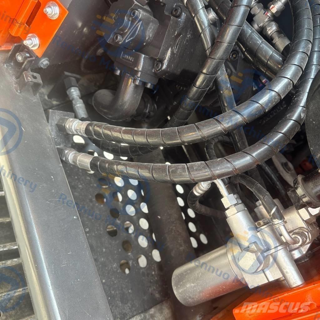 Hitachi ZX70 履带挖掘机