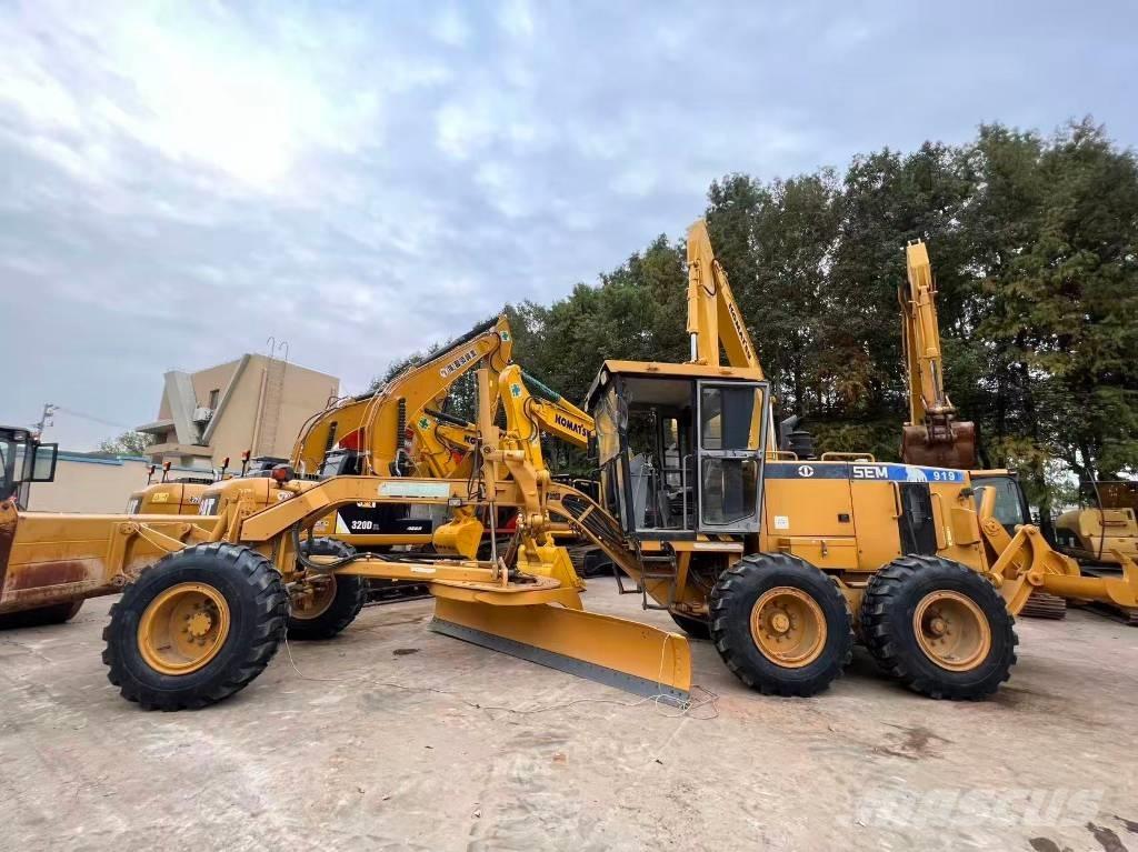 SEM 919 平地机/推土机