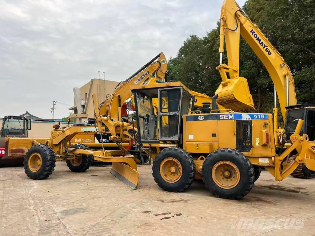 SEM 919 平地机/推土机
