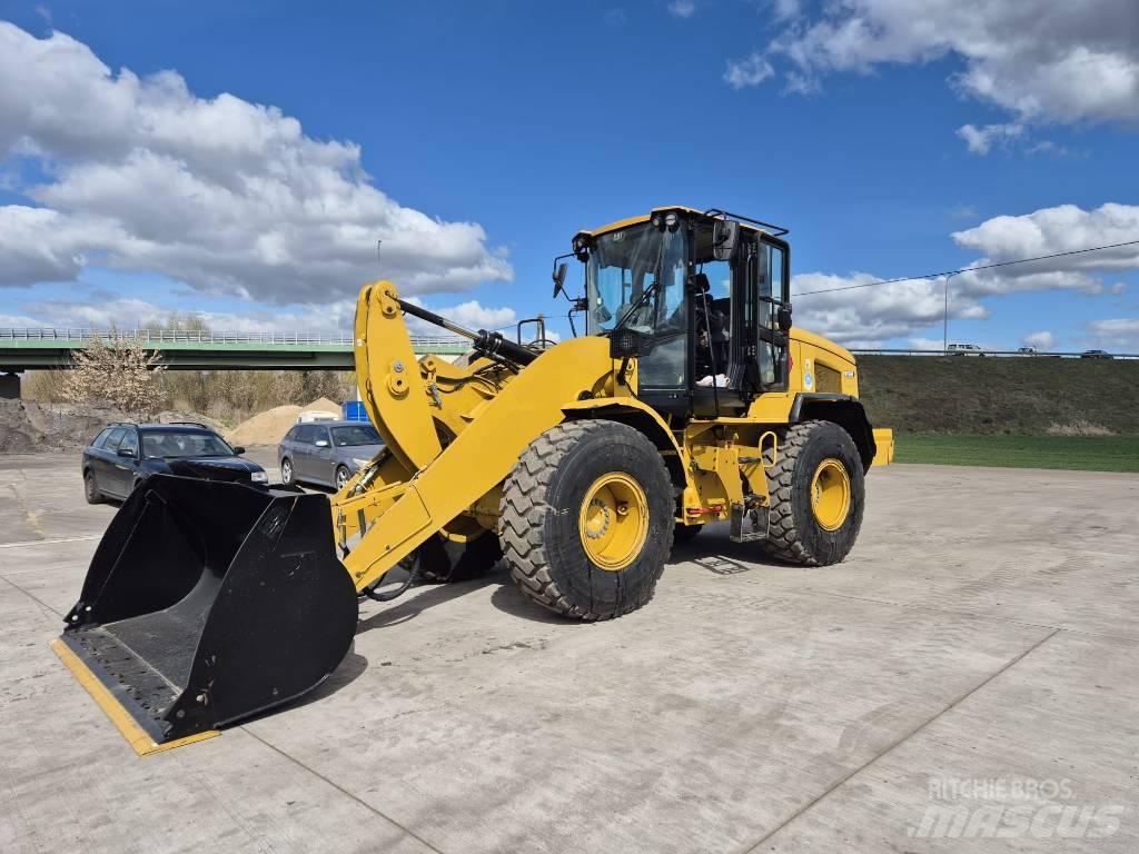 CAT 926M 轮式装载机