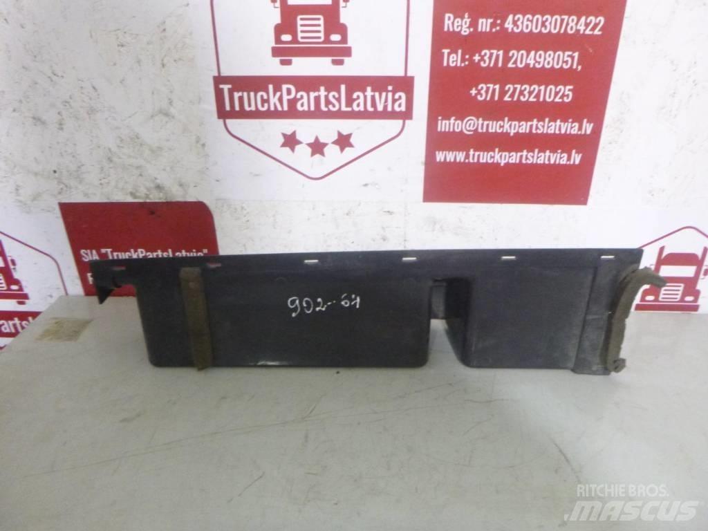 Volvo FE-9 Door trim 驾驶室与内部