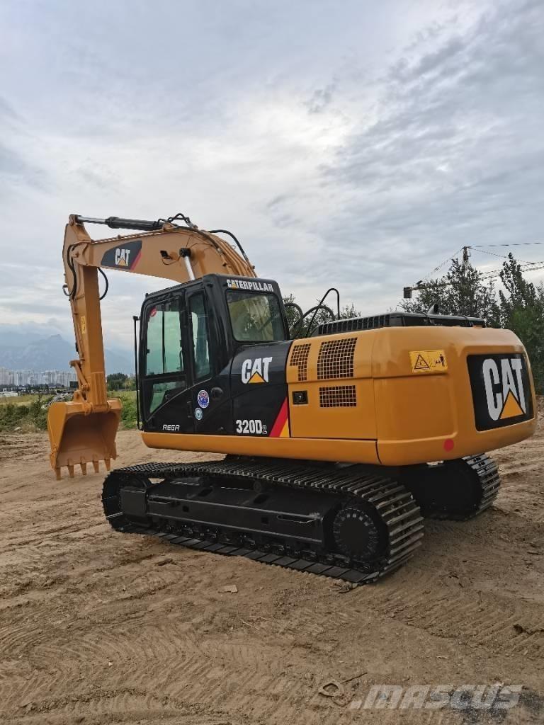 CAT 320D 履带挖掘机