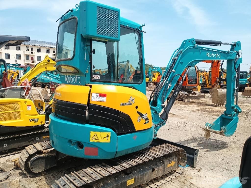 Kubota U 30 小型挖掘机