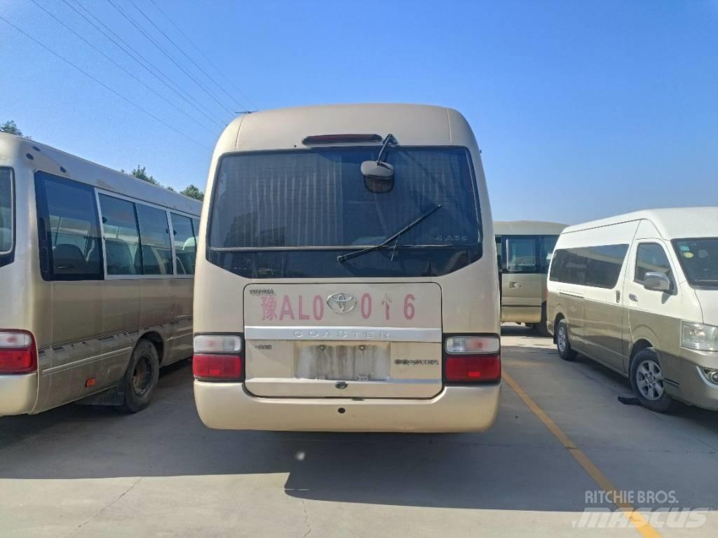 Toyota Coaster Bus 迷你巴士
