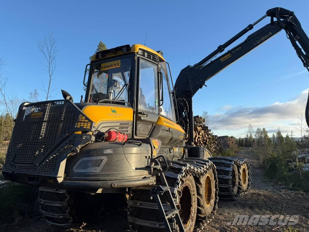 Ponsse Fox 收割机