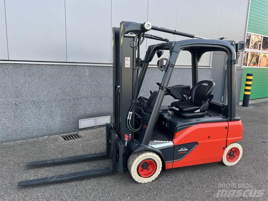 Linde E20PL-02 电动叉车