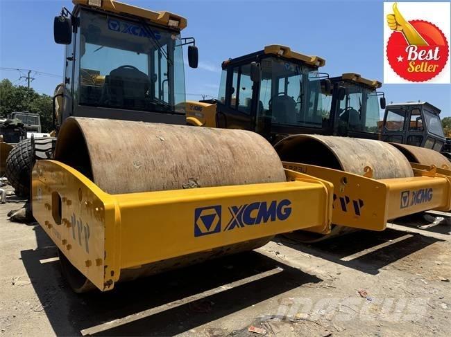 XCMG XS 223 J 单轮压路机