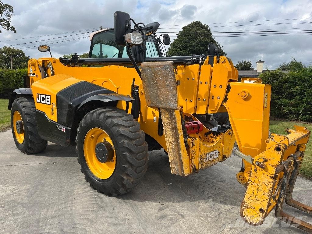 JCB 540-170 伸缩臂叉装车|叉装车