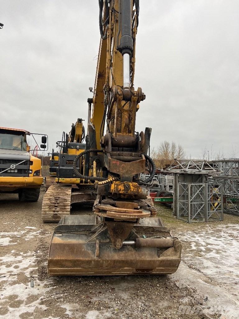 CAT 324 EL 履带挖掘机