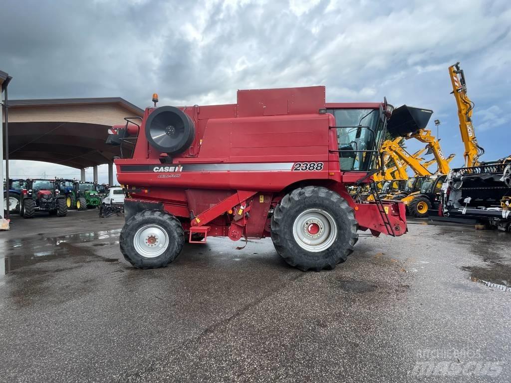Case IH 2388 联合收割机
