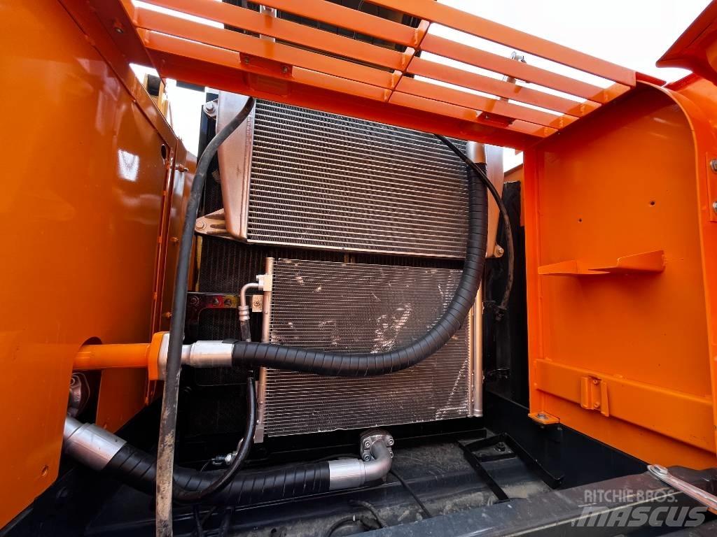 Hyundai R305LC-9T 履带挖掘机