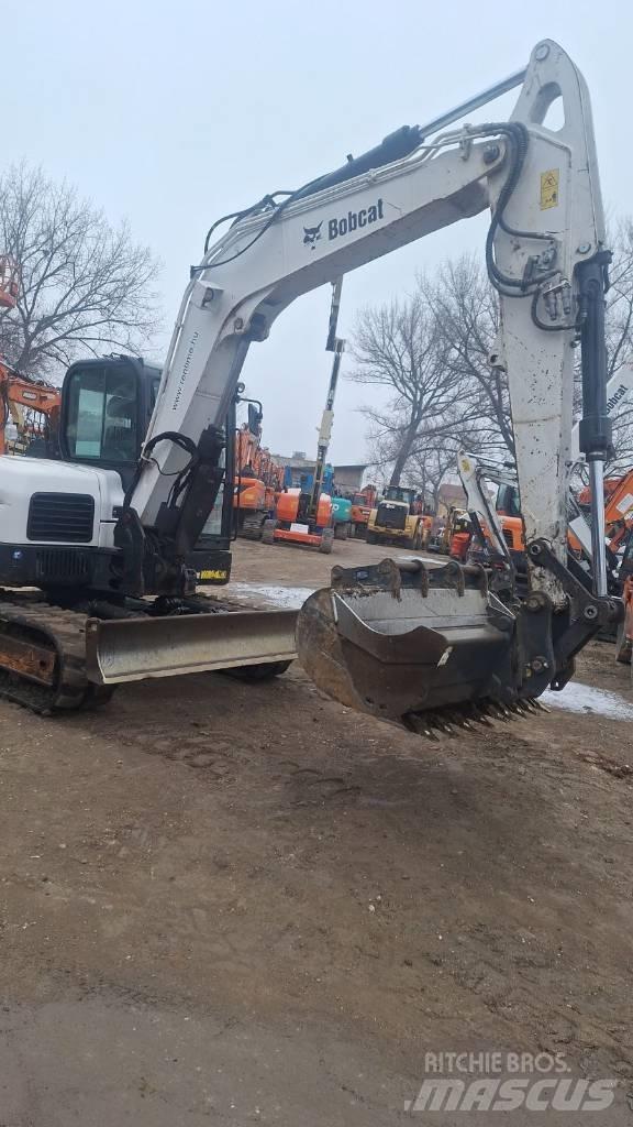 Bobcat E 85 中型挖掘机