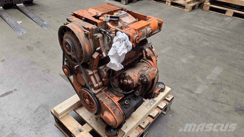 Deutz F2L1011F 发动机
