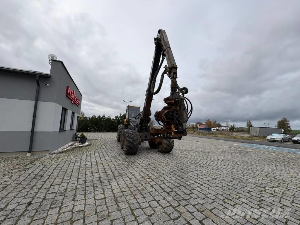 Ponsse Bear 6W 收割机