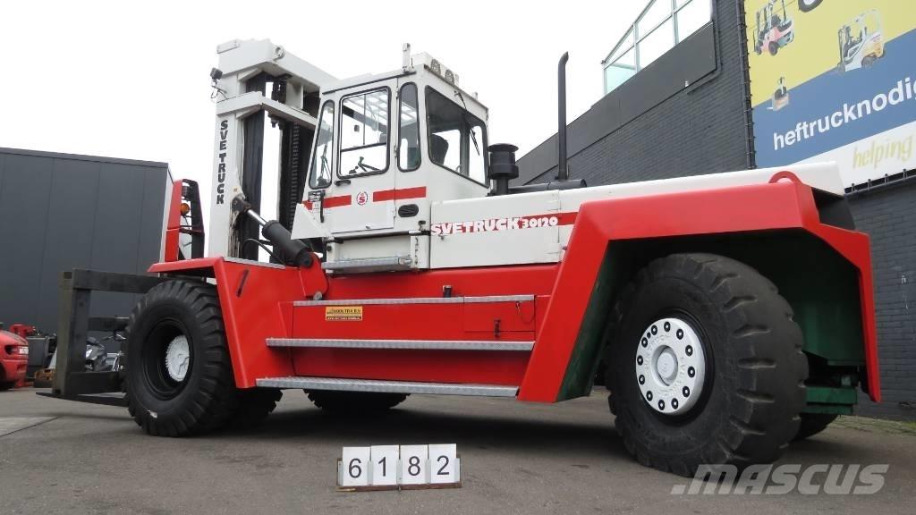 Svetruck 30120/46 柴油叉车