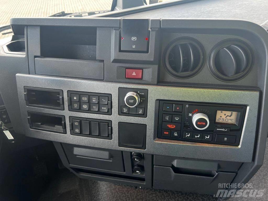 Renault T480 牵引车
